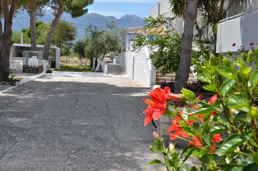Blue Nest Hotel Tigaki Exterior foto